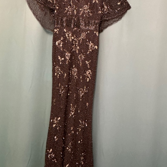 NWOT Adrianna Papell pewter beaded gown SZ 6 - Picture 2 of 9